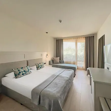 Morsko Oko Garden - Inclusive&beach Hotel